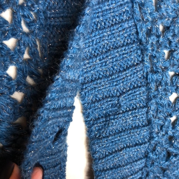 Kimchi & Blue For Anthropologie Light Blue and Gold Thread Crocheted Cape Poncho - Picture 3 of 8